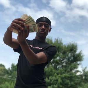 Meet your Posher, Demario